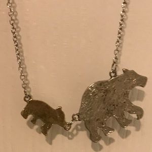 Mama Bear and Baby Bear Necklace.    NWOT